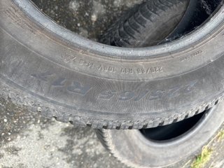 Pareja neumáticos Pirelli 225/65/17 106V