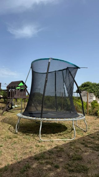 Cama elástica para niños