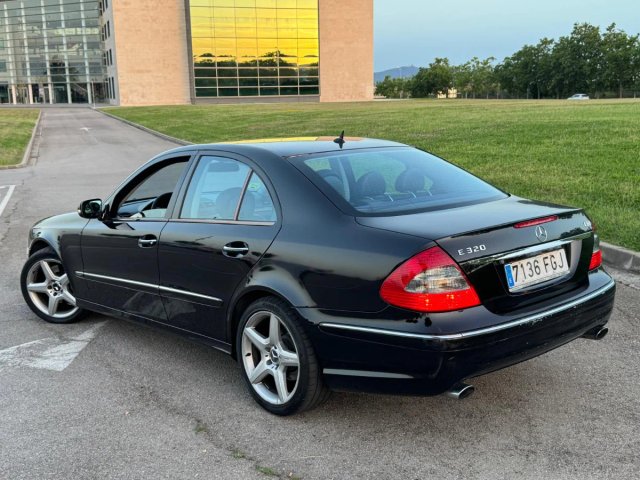 E-320CDI V6 224 PACK AMG ORIGINAL NACIONAL