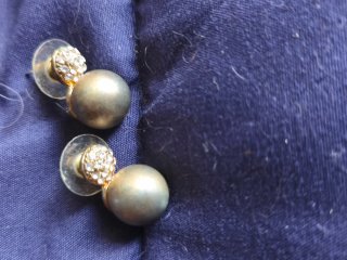 Lote de Bisutería: Collar y Pendientes Variados