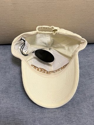 Cappello Pinko Beige Oro