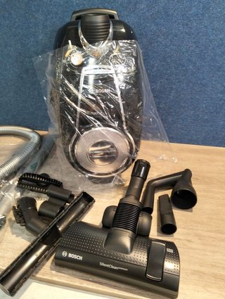 Aspirador sin bolsa BOSCH BGS7MS64 800W