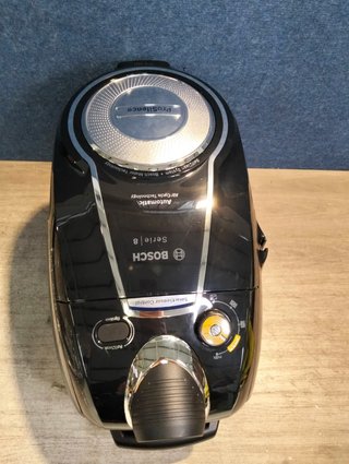 Aspirador sin bolsa BOSCH BGS7MS64 800W