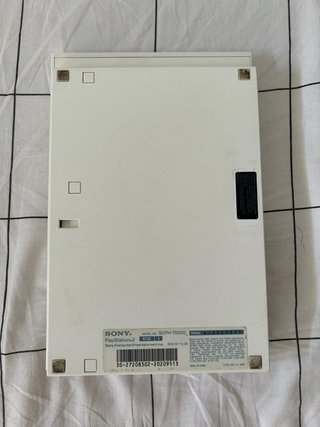 PlayStation 2 Ceramic White