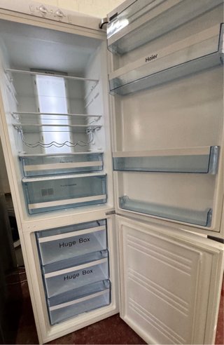 FRIGORÍFICO COMBI NO FROST HAIER EN BLANCO