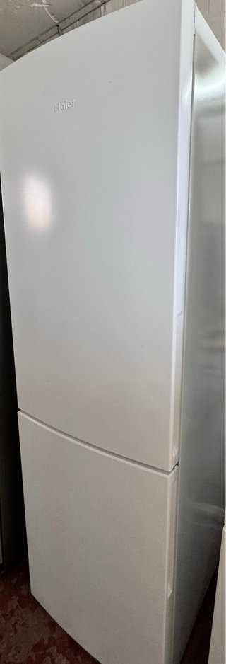 FRIGORÍFICO COMBI NO FROST HAIER EN BLANCO