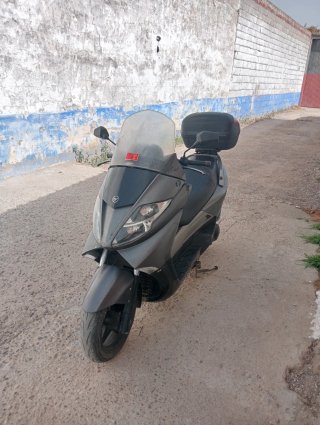 Silverblade Maxi Scooter 125cc