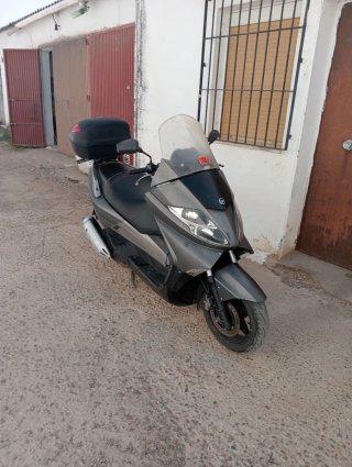 Silverblade Maxi Scooter 125cc
