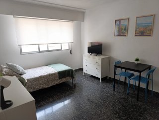 Habitacion alquiler Alcoy. Calle pintor cabrera.