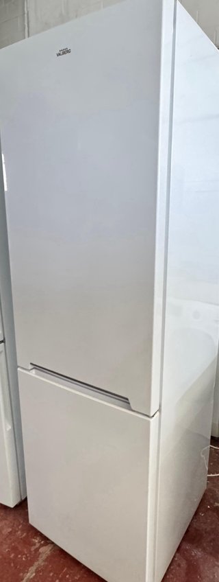 FRIGORÍFICO COMBI NO FROST VALBERG EN BLANCO