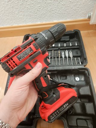 Taladro atornillador+ accesorios Leer descripción