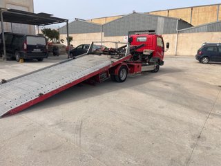 Nissan Cabstar 2006