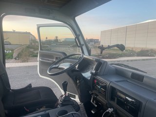 Nissan Cabstar 2006