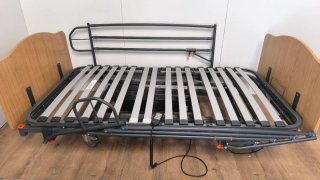 CAMA ARTICULADA CON MOTOR Y CARRO ELEVADOR