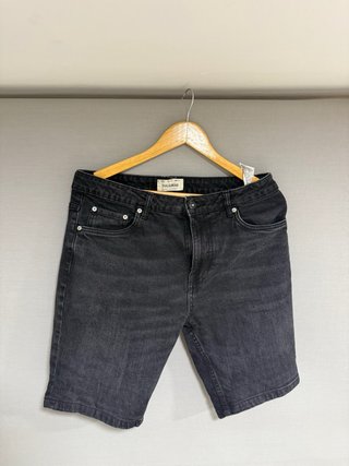 Bermudas Pull&Bear grises chico