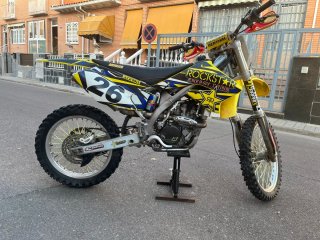 Suzuki RMZ 250 Motocross