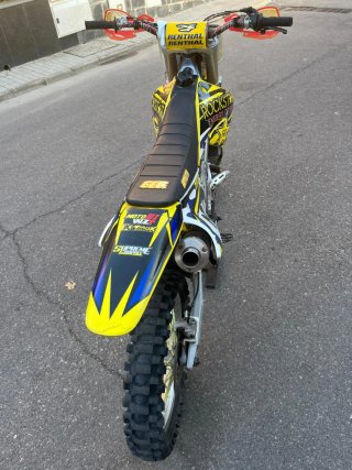 Suzuki RMZ 250 Motocross