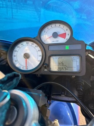 BMW R1200S Azul y Blanca
