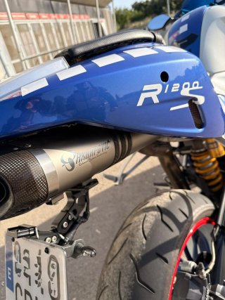 BMW R1200S Azul y Blanca