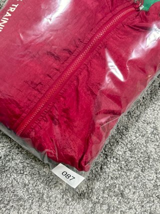 Cazadora Puma Cross Training vintage 90s M Roja