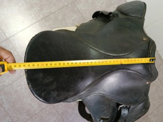 Montura de cuero inglesa