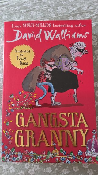 Libro en Ingles.  Segunda mano