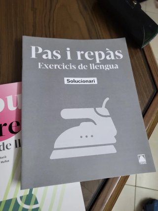 Nou Pas i Repàs. Llengua catalana BATX