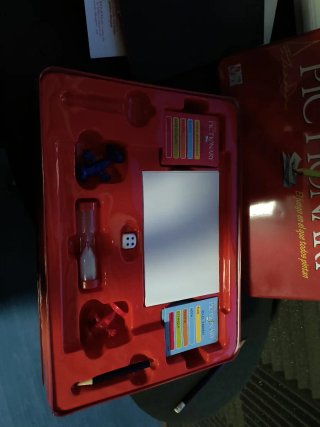 Pictionary Junior Imaginarium Caja Metálica