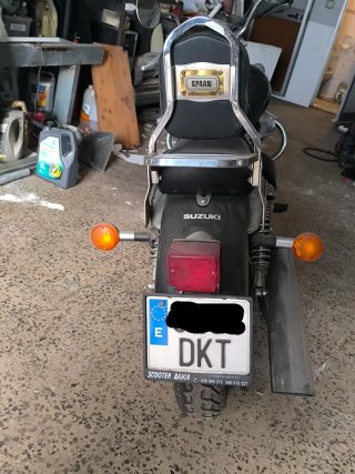 Suzuki Intruder 125 LC Negra