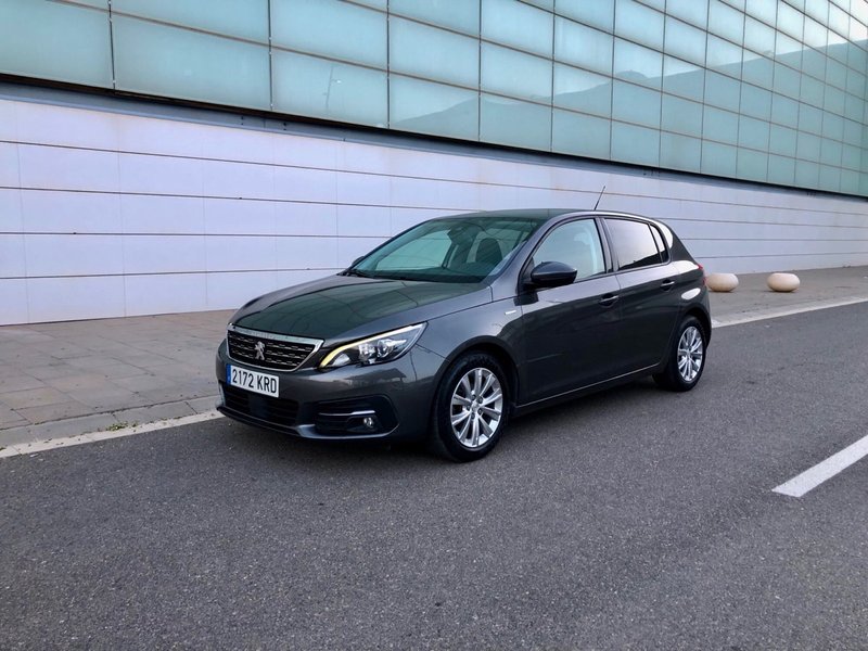 Peugeot 308 2018 64000km - foto 1
