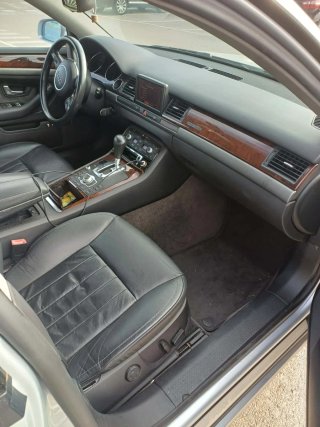 Audi A8 2002