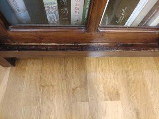 Vitrina Banak Madera y Cristal