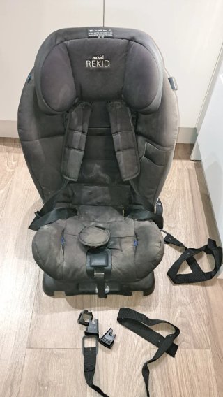 Silla de coche a contramarcha Axkid Rekid