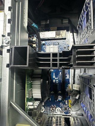 Alienware i7 7ª Gen (sin disco/ ni gráfica)