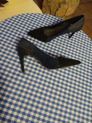 Zapatos Zara Tacon Talla 38 Negros/Azules