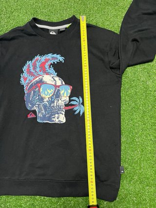 Sudadera Quiksilver Negra Calavera Punk Ola