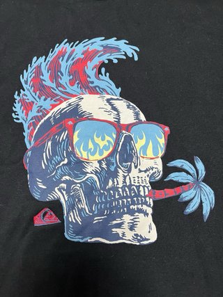 Sudadera Quiksilver Negra Calavera Punk Ola