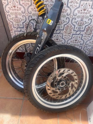 Ruedas 17 sm Cromadas Derbi SM Xtreme DRD Pro