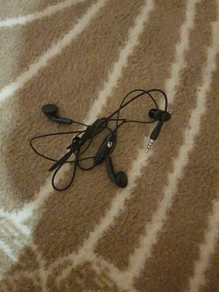 Auriculares Con Cable Negros