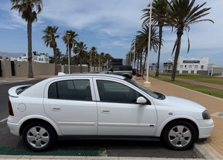 Opel Astra 2004