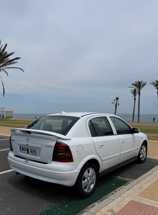 Opel Astra 2004