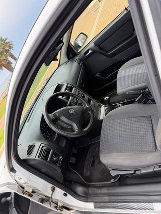 Opel Astra 2004