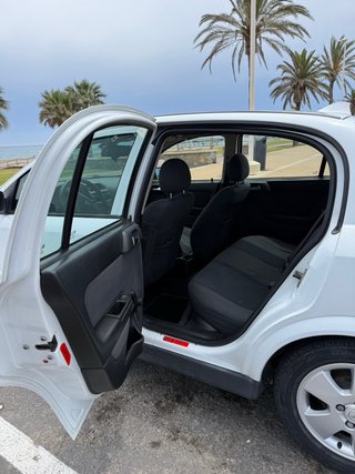 Opel Astra 2004