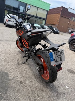 KTM Duke 125 gris/naranja
