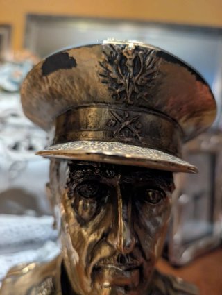 Busto militar bronce