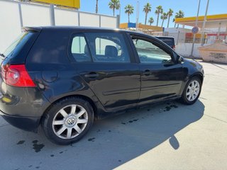 Volkswagen Golf 2004