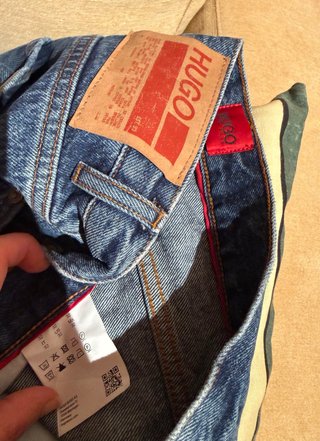 Shorts vaqueros HUGO T. 32