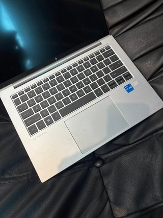 HP EliteBook 840 G10 táctil 32GB/512 SSD