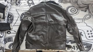Chaqueta de cuero marrón café