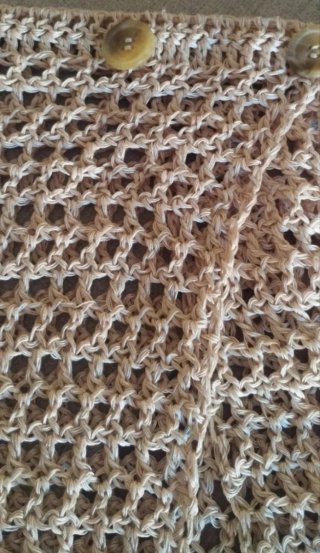 Copricostume uncinetto beige con bottoni